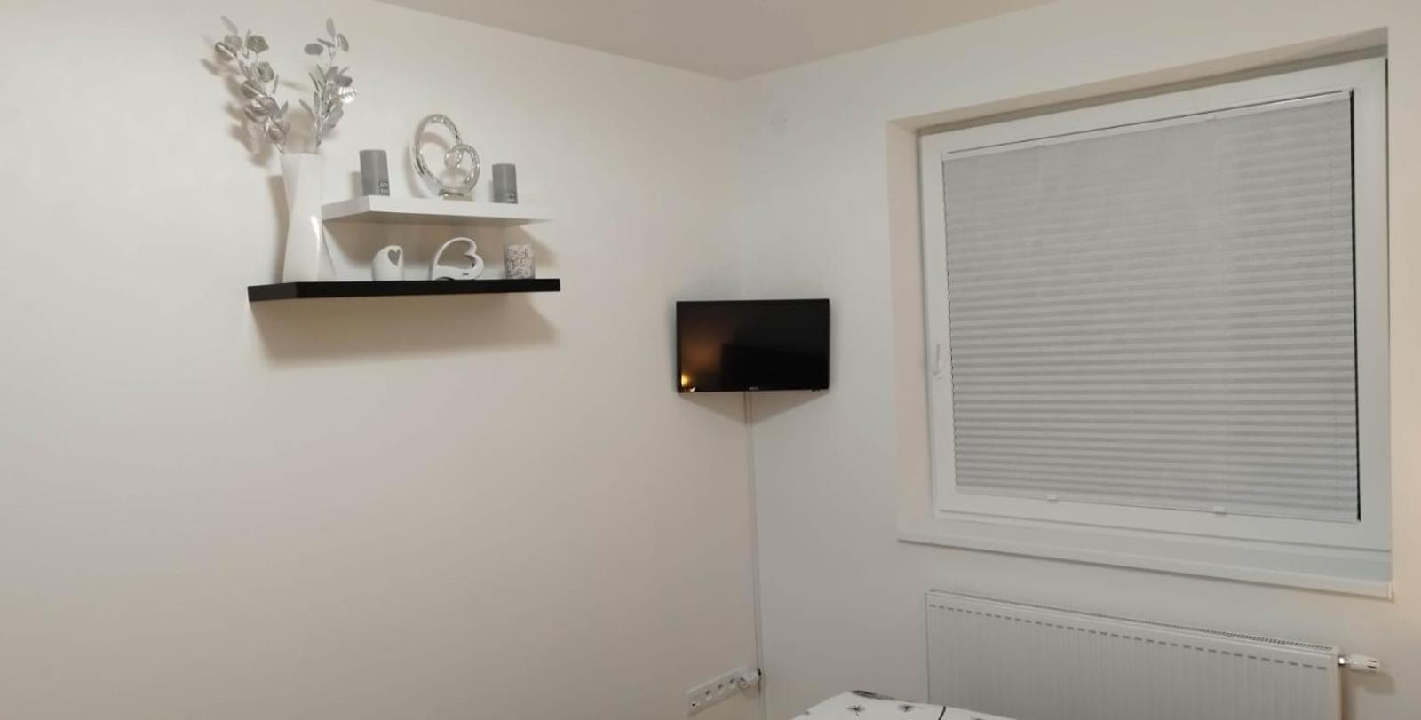 Kristyna Apartment *